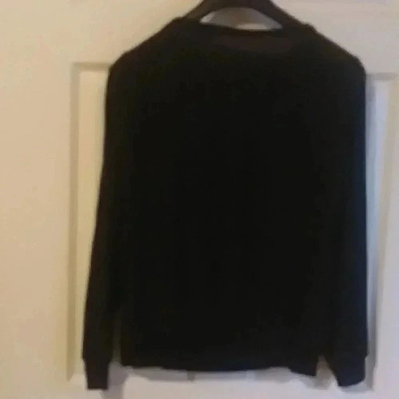 💙🐾 Black blouse with sequence. Slit sleeves - Picture 6 of 13